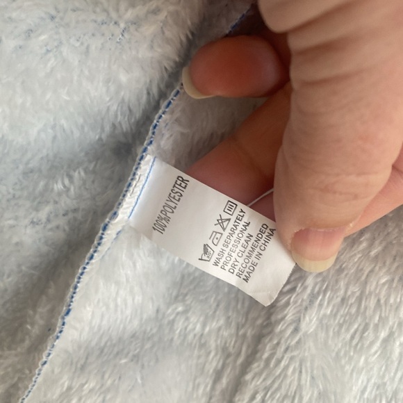 Light Blue Carhartt Lined Rain Jacket. Fits like size Large. - Picture 3 of 5